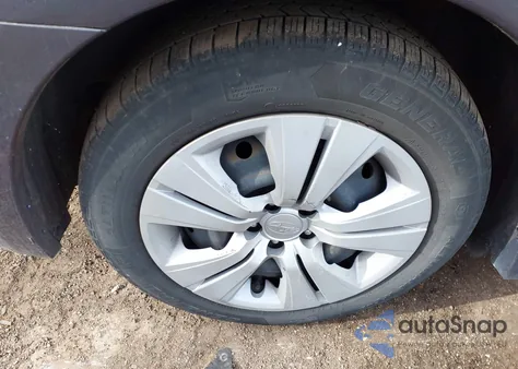 2013 Subaru Legacy 2.5I z USA, uszkodzony, nr VIN 4S3BMAA65D1044789